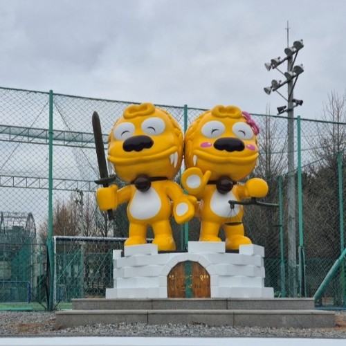 대형조형물 제작 시 FRP를 고려해야 하는 이유