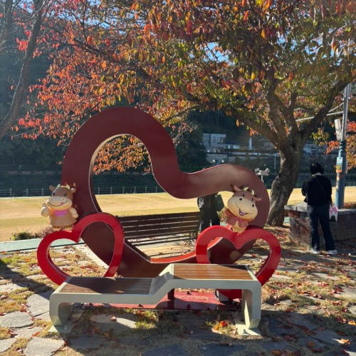 팝업스토어 FRP 포토존 조형물, 어디에 맡길까요?